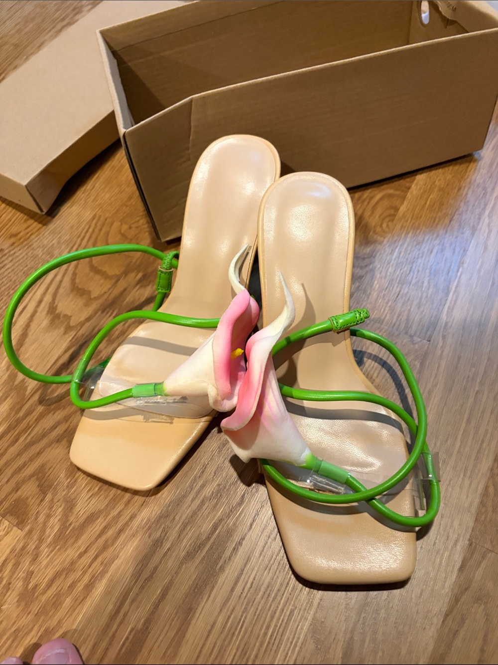Source Unknown Beige Slide Sandals with Green Straps and Pink Floral Accent